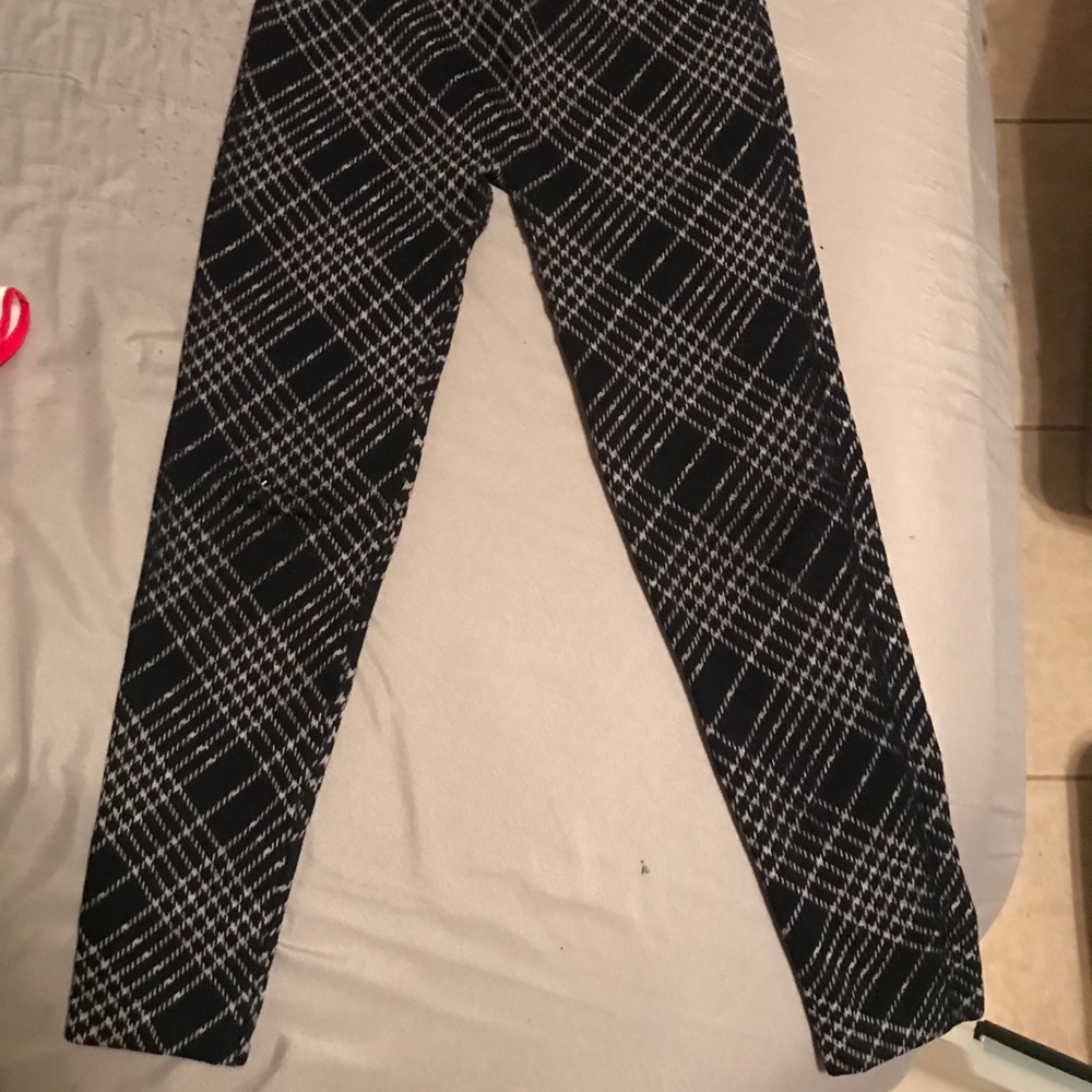 Girls black leggings